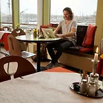 Hotel Homeland