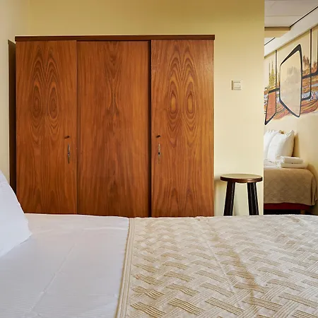 Hotel Homeland