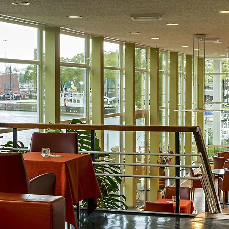 Homeland 3* Amesterdão